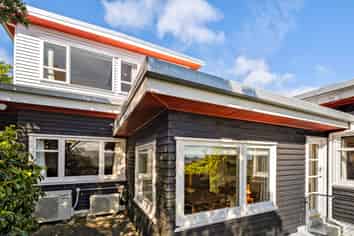 70 Nevay Road, Karaka Bays