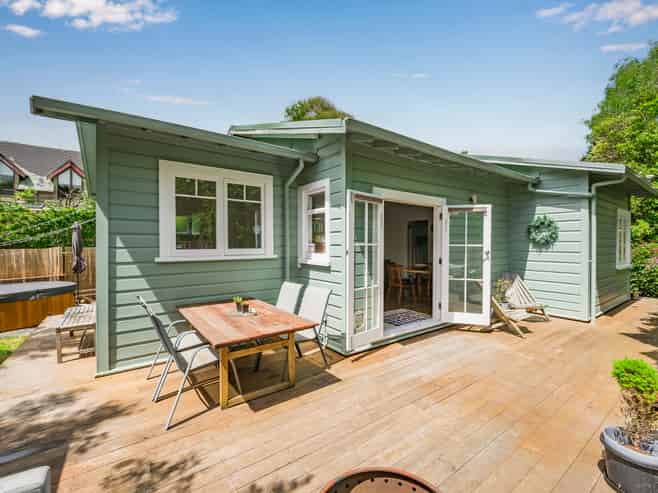 147a Raumati Road, Raumati Beach