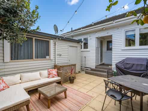 40 Enderley Avenue, Enderley