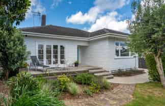 40 Enderley Avenue, Enderley