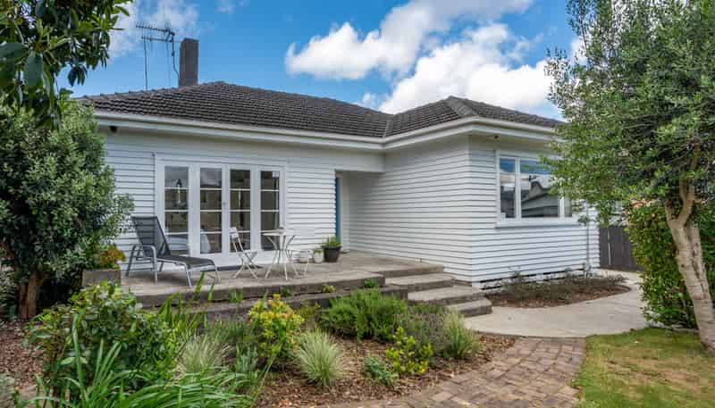 40 Enderley Avenue, Enderley