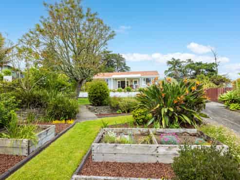 77 School Road, Wellsford