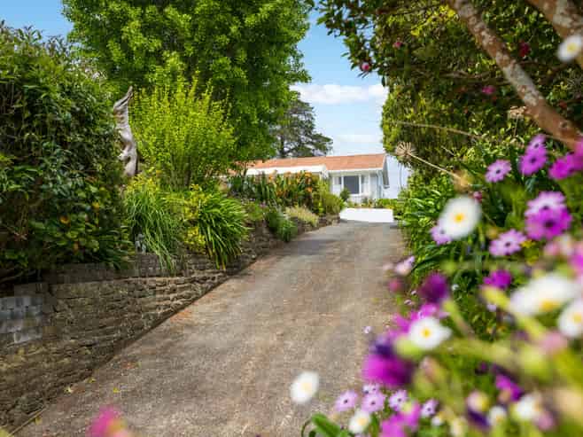 77 School Road, Wellsford