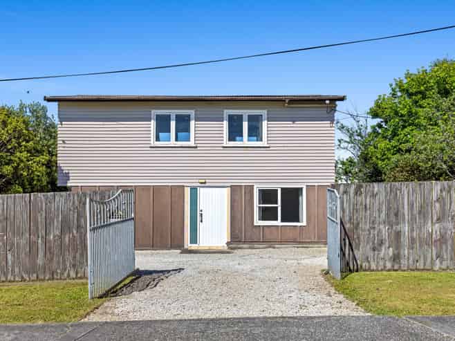 81 Tiri Road, Matakatia
