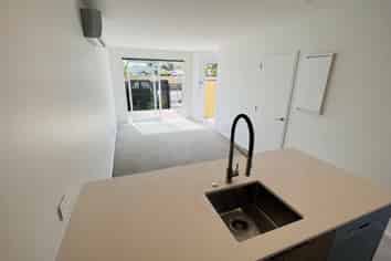 9/80 Milton St, Somerfield