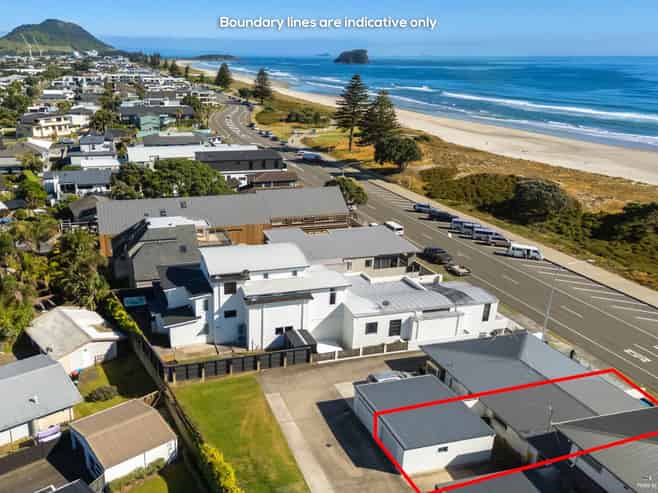 Flat 2/204B Marine Parade, Mount Maunganui