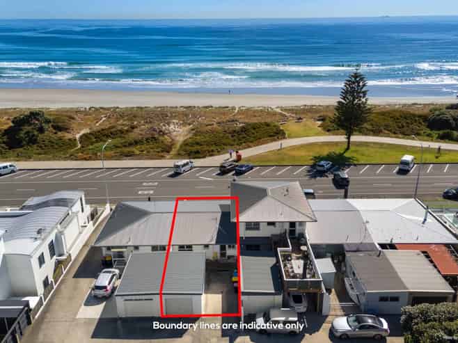 Flat 2/204B Marine Parade, Mount Maunganui
