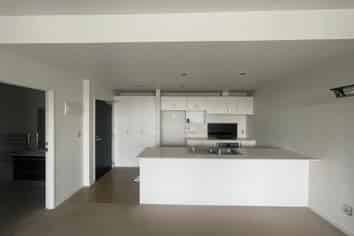 1i/136 Stancombe Road, Flat Bush