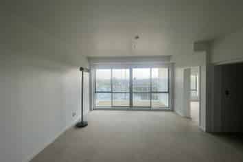 1i/136 Stancombe Road, Flat Bush