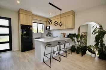 X/11 Karamu Street, Te Atatu Peninsula