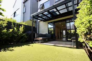 X/11 Karamu Street, Te Atatu Peninsula