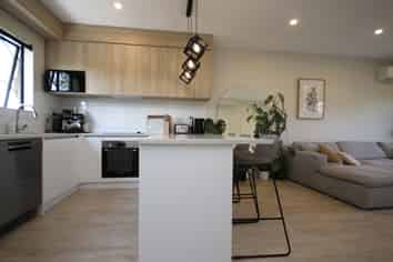 X/11 Karamu Street, Te Atatu Peninsula