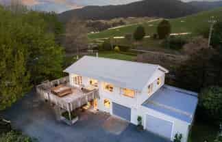 52 Katherine Mansfield Drive, Whitemans Valley