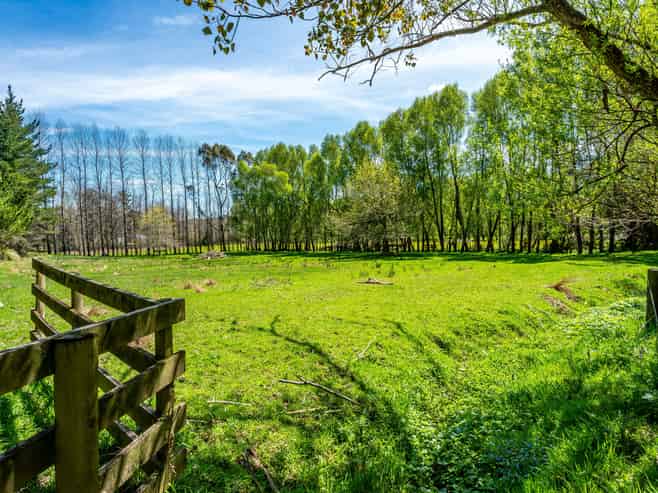 52 Katherine Mansfield Drive, Whitemans Valley