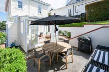 33 Grove Road, Kelburn