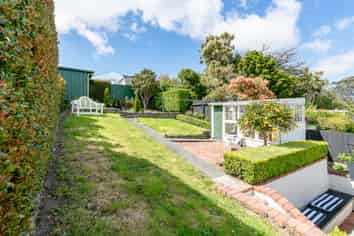 33 Grove Road, Kelburn
