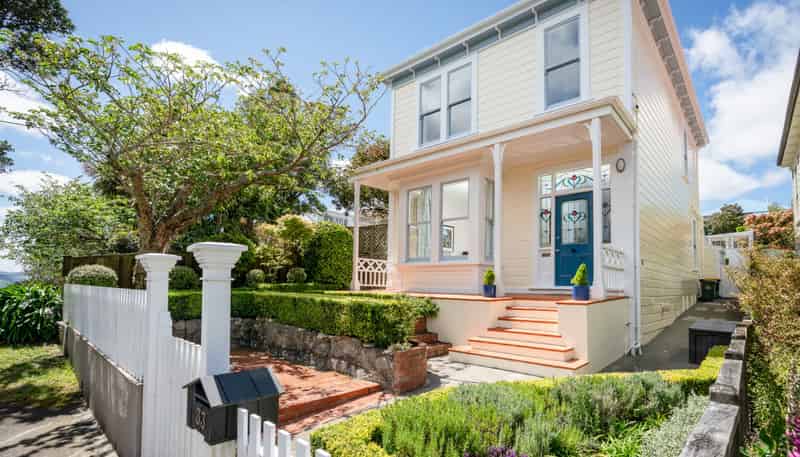 33 Grove Road, Kelburn