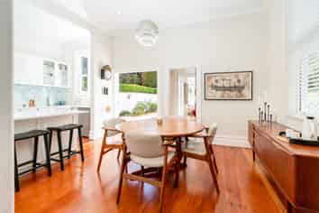 33 Grove Road, Kelburn