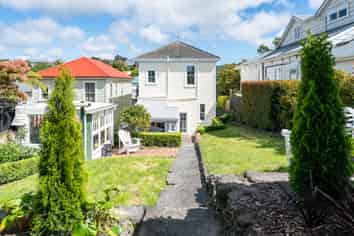 33 Grove Road, Kelburn