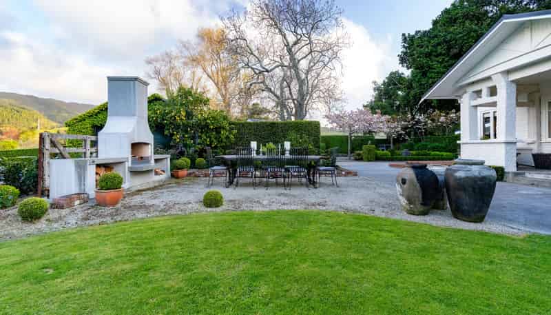 132 South Manakau Road , Manakau