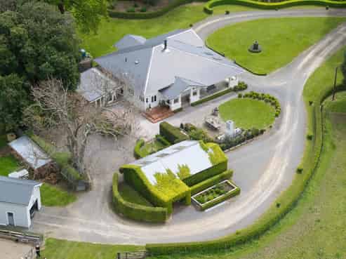 132 South Manakau Road , Manakau