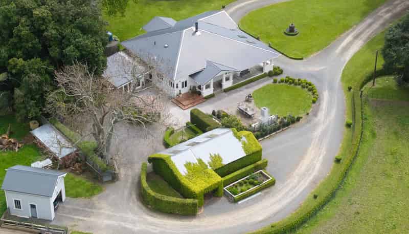 132 South Manakau Road , Manakau