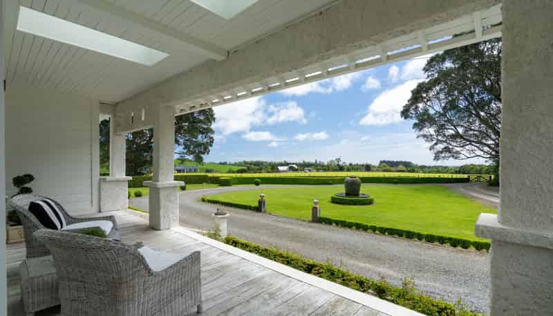 132 South Manakau Road , Manakau