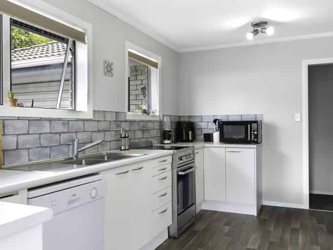 11 Te Hatepe Avenue, Taupo