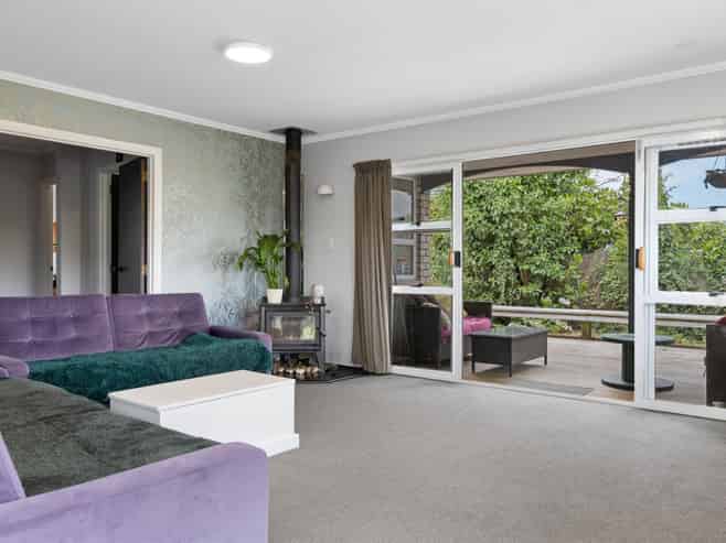 11 Te Hatepe Avenue, Taupo