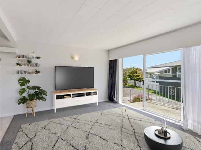 52A Kapiti Road, Paraparaumu