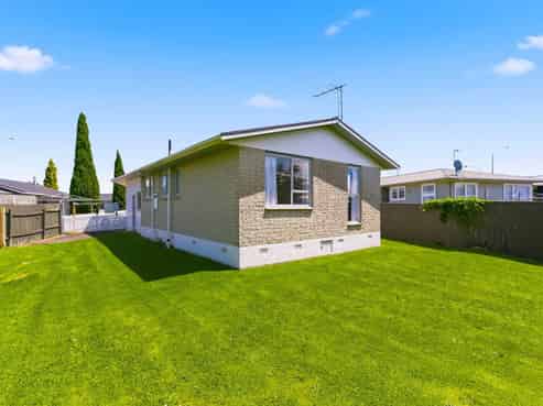 52A Kapiti Road, Paraparaumu