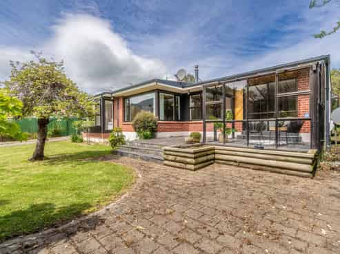 52 Gladstone Terrace, Gladstone