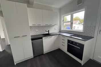 b/88 Victoria Street, Carterton