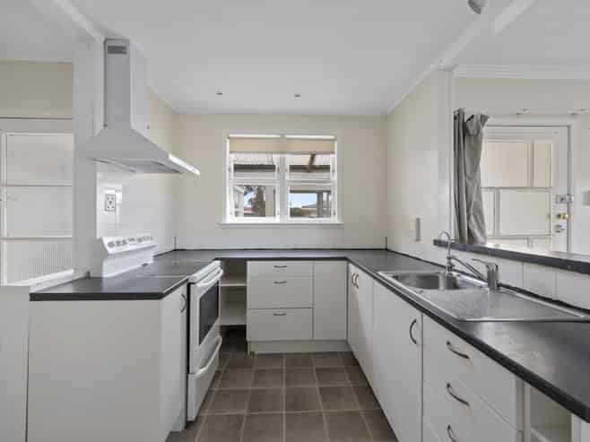 37 Disraeli Street, HAWERA