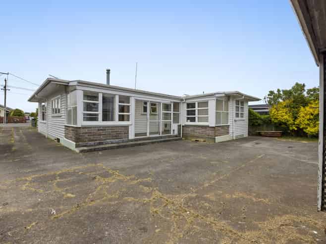37 Disraeli Street, HAWERA