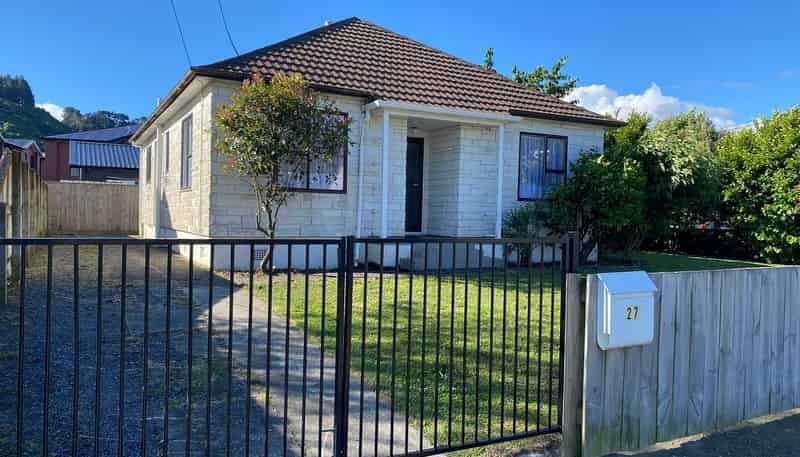 27 Reynolds Street, Taita