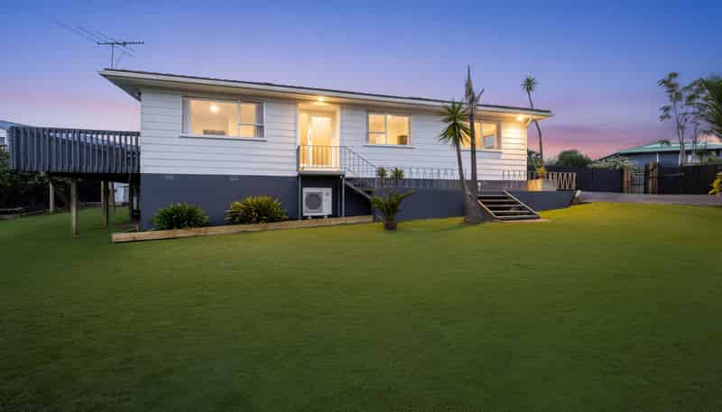 6 Hueglow Rise, West Harbour