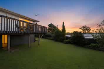 6 Hueglow Rise, West Harbour