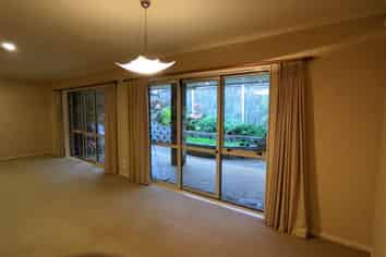 11 Kotuku Street, Maunu