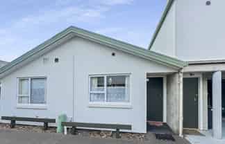 1/104 Waltham Road, Sydenham