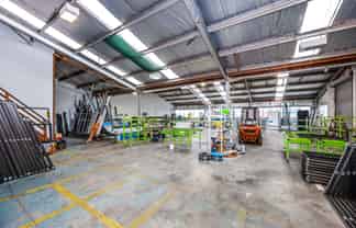 Well-Presented Industrial Facility in Glendene 