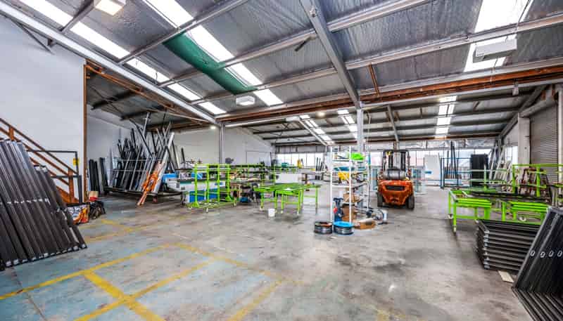 Unit Rear/9D Akatea Road, Glendene