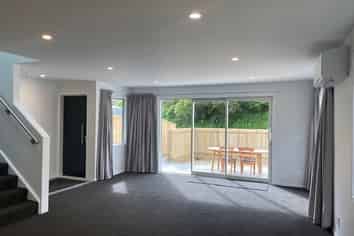 B/28 Collins Avenue, Tawa