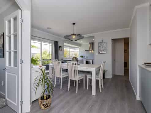 5A Nathan Avenue, Paraparaumu Beach