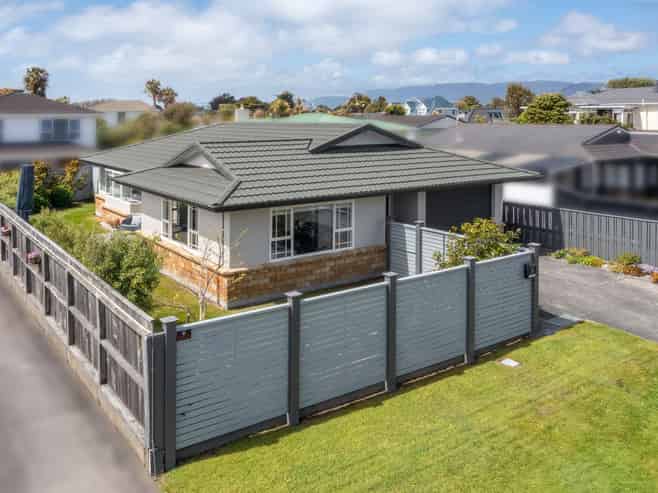 5A Nathan Avenue, Paraparaumu Beach