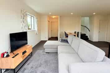 42 Mustang Avenue, Wigram