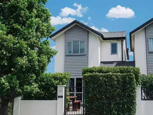 42 Mustang Avenue, Wigram