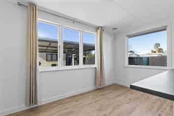 5 Magee Place, Chartwell