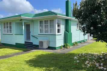 42 George Street, Hikurangi