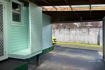 42 George Street, Hikurangi